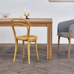 14 Ton® Chaise bistrot en bois