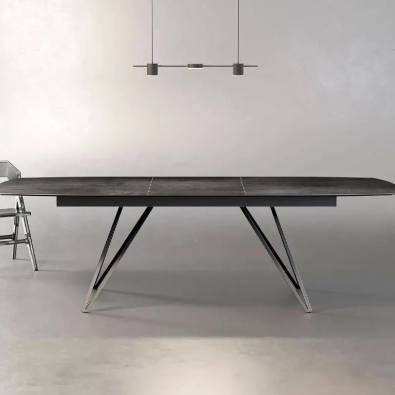 BabyloneTable en céramique extensible avec pieds design en métal noir