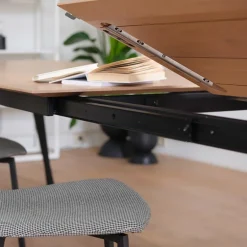 Brest Mobitec® Table en bois massif extensible avec pieds en métal forme épingle