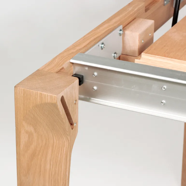 Buzz Table snack extensible en bois