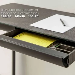 Cocoon Table rectangulaire plateau en verre trempé et pieds en métal fabriquée en Italie