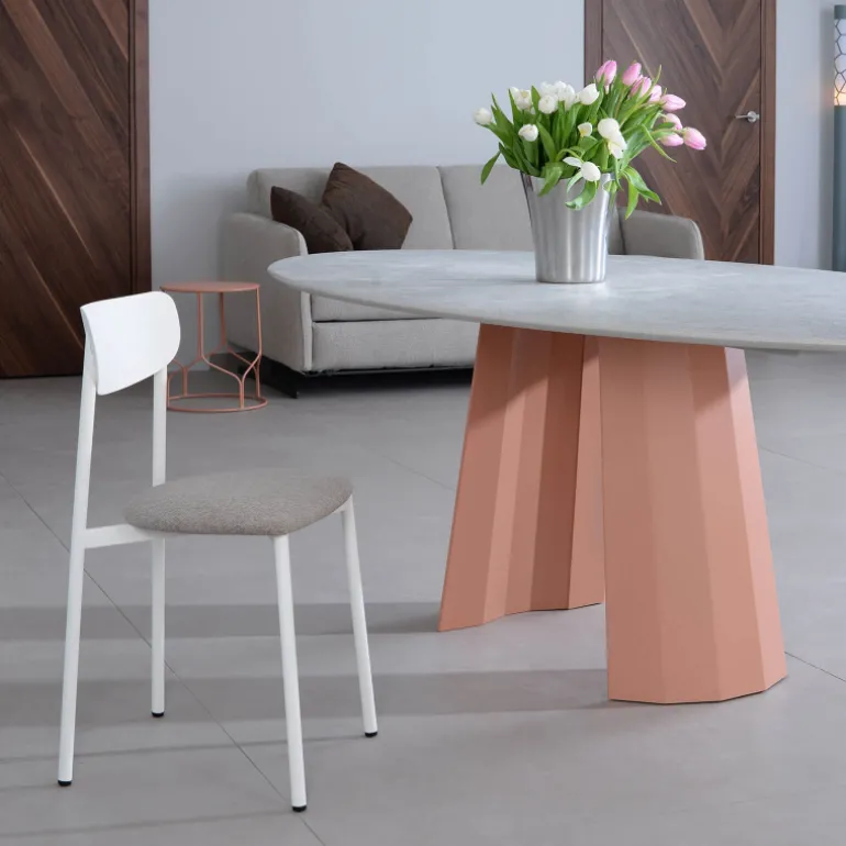 Colette Carrier® Chaise française en métal avec assise en tissu rembourrée