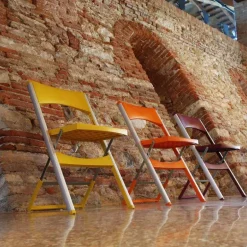 Compact Chaise pliante solide en technopolymère et métal aluminium