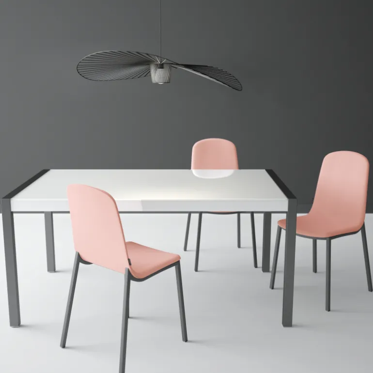 Concept métal Table en verre extensible