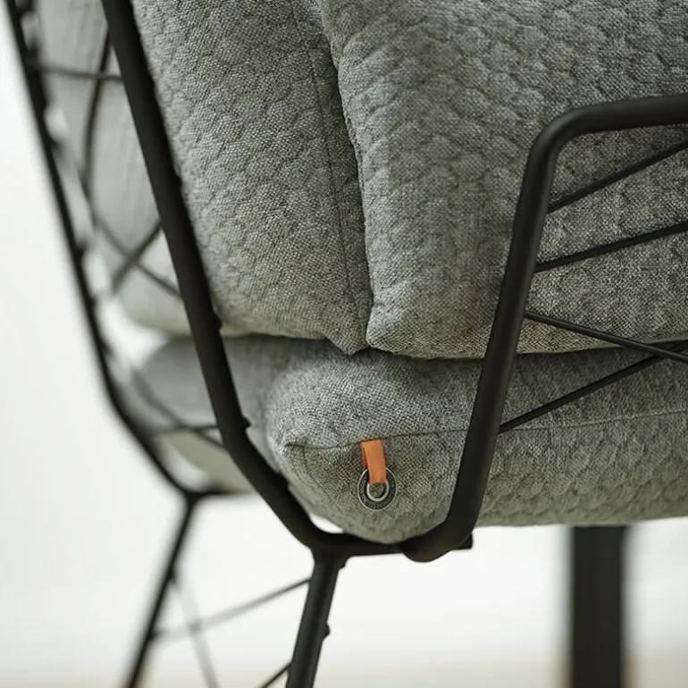 Cosy Mobitec® Fauteuil design confortable assise en tissu et pieds en métal