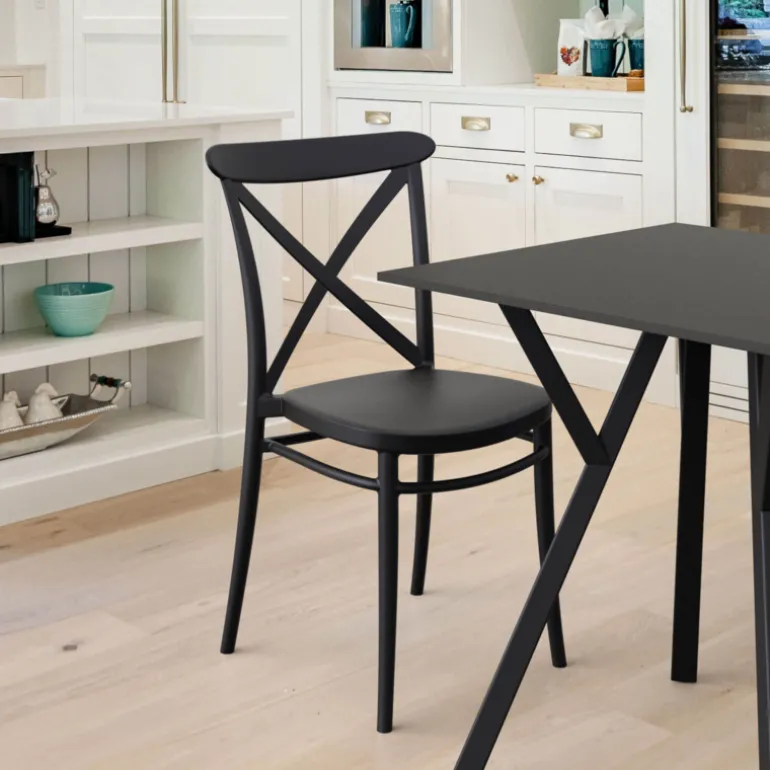 Cross Chaise de cuisine style bistrot empilable en polypropylène