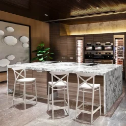 Cross Tabouret snack moderne en polypropylène avec dossier