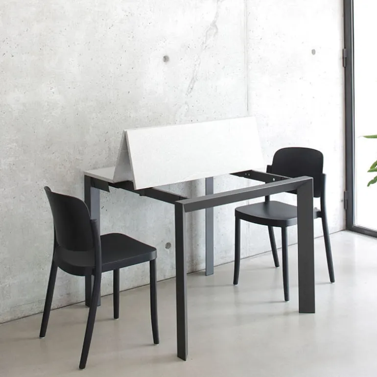 Domino Console extensible en mélaminé et pieds en métal