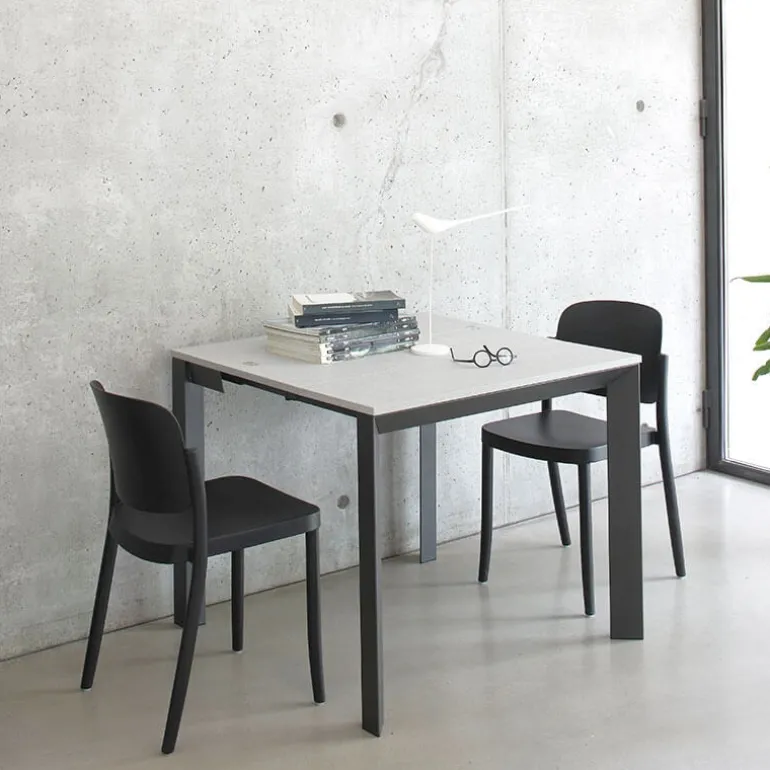 Domino Console extensible en mélaminé et pieds en métal