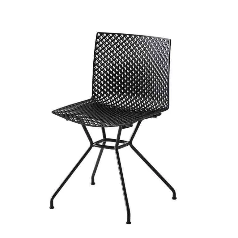 Fuller TC Chaise design italien microperforée avec pieds en métal