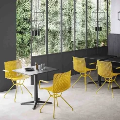 Fuller TCS Chaise design italien avec accoudoirs et coque microperforée