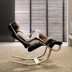 Gravity Varier® Fauteuil de relaxation en tissu et bois