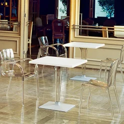 Ice Table carrée en polycarbonate et stratifié