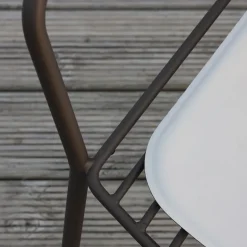 Jasmine Fauteuil de jardin design empilable en métal