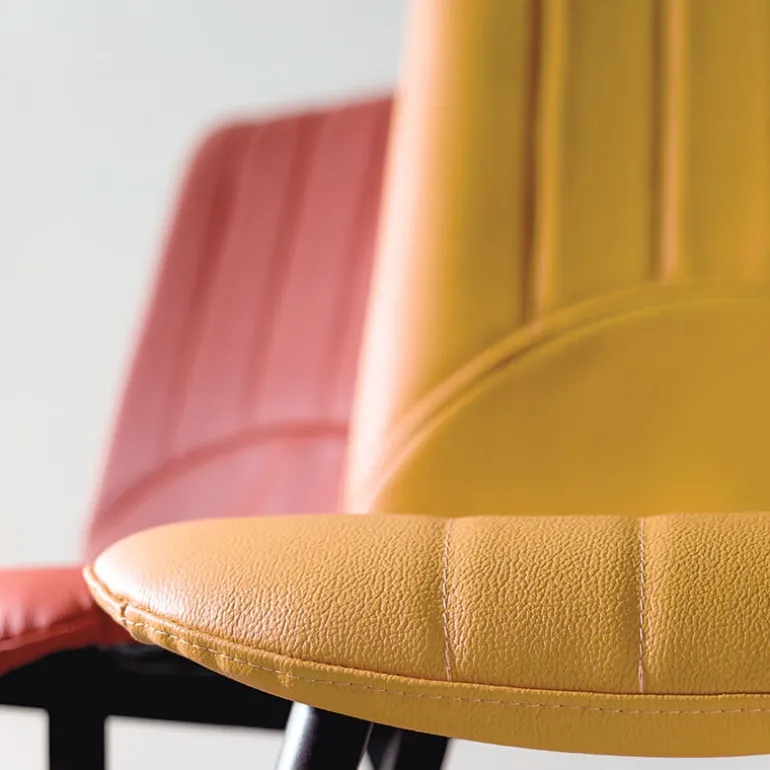 Kansas Chaise italienne moderne avec pieds en métal