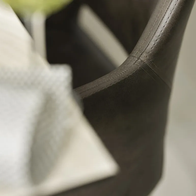 Lena Mobitec® Fauteuil scandinave bois et tissu avec dossier ajouré