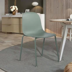 LilyChaise coque moderne empilable en polypropylène avec pieds en métal