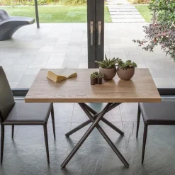 Lotus Table italienne rabattable et relevable en mélaminé avec pieds mikado