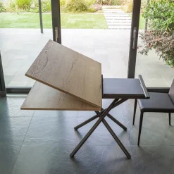 Lotus Table italienne rabattable et relevable en mélaminé avec pieds mikado