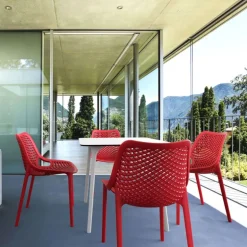 Maya Table carrée en stratifié