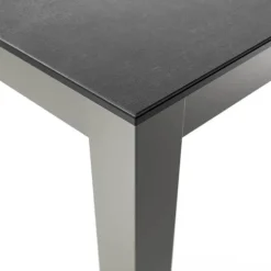 Multiplus Table sur mesure en céramique avec pieds en métal