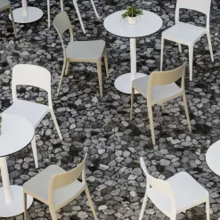 Nené Midj® Chaise de terrasse empilable en polypropylène