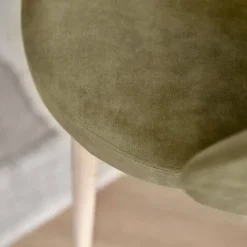 Neo Mobitec ® Fauteuil cosy confortable en tissu et pieds bois