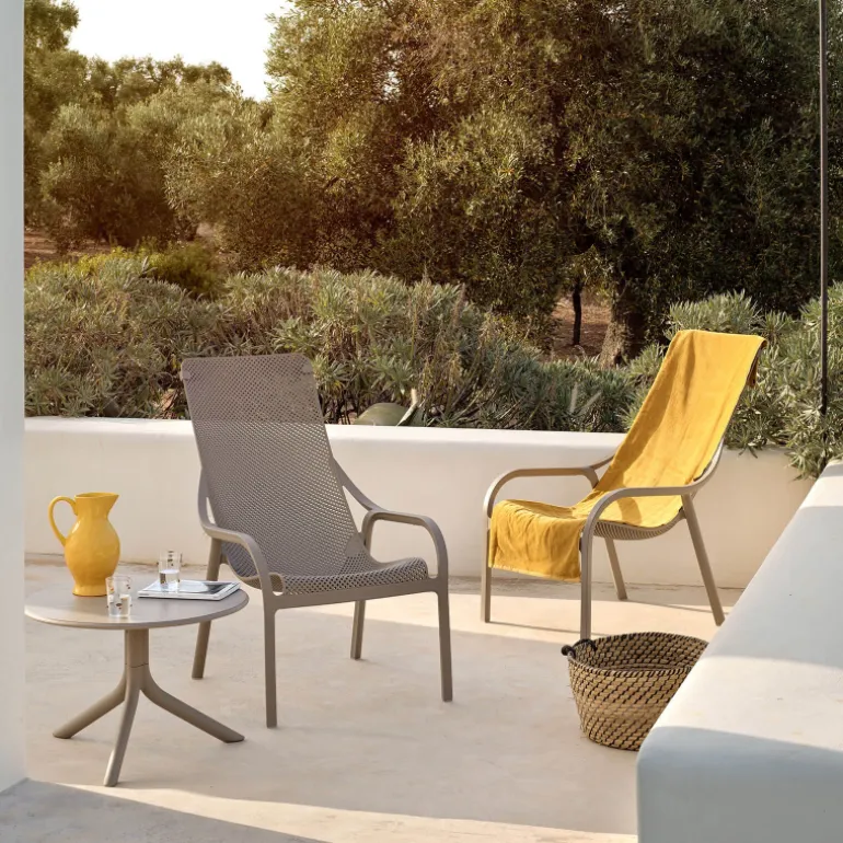 Net Lounge Fauteuil lounge extérieur en polypropylène recyclable empilable