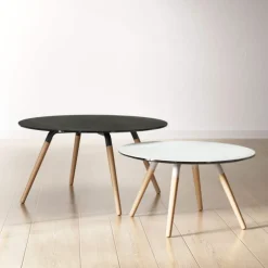 Nuba mini Table basse ronde en céramique avec pieds en bois