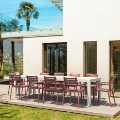 Paris Fauteuil de jardin empilable en polypropylène avec accoudoirs