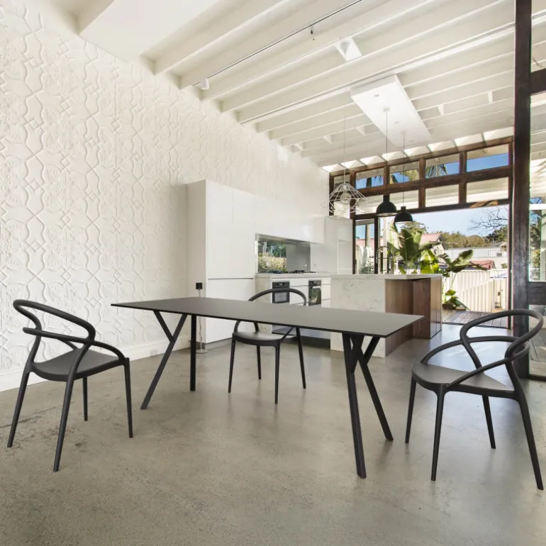 Pia Chaise tendance empilable en polypropylène