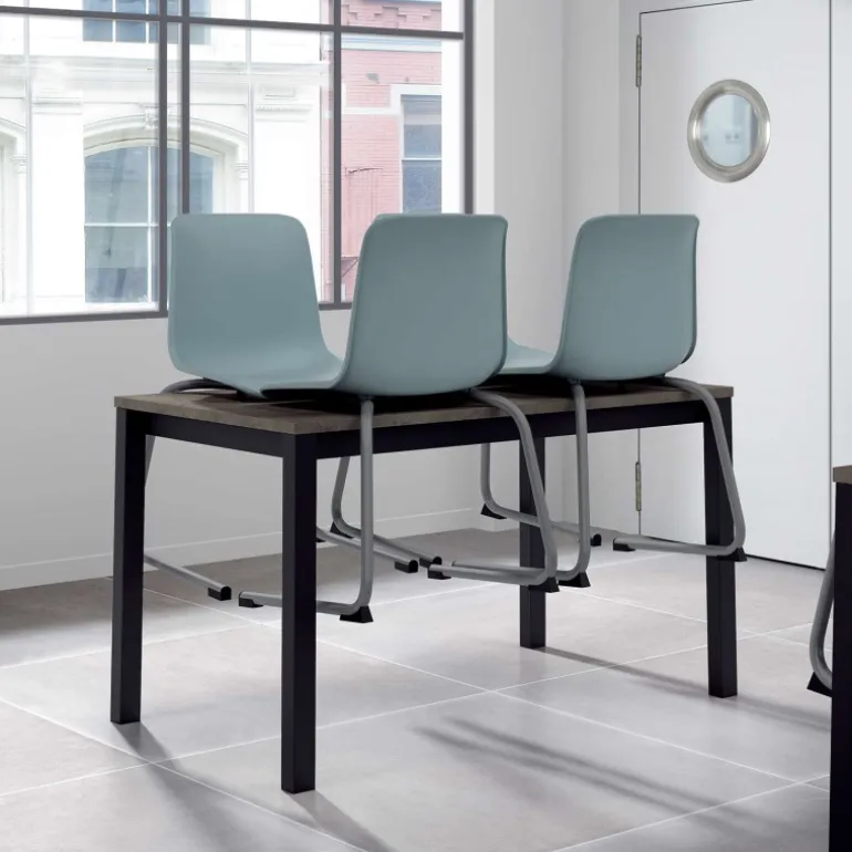 Proza Chaise pied luge inversé empilable en métal coque polypropylène