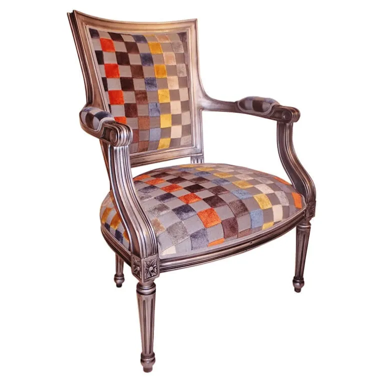 Quentin Fauteuil cabriolet Louis 16 fabrication française en tissu et bois massif