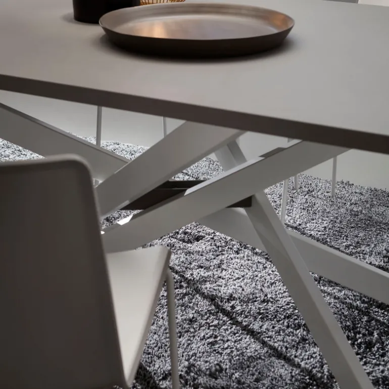 Renzo Table de salle à manger design extensible en fenix