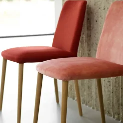 Rob C01 Mobitec® Chaise moderne en tissu rembourrée avec pieds en bois massif