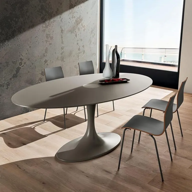 Ruud Table design ovale en verre pied tulipe