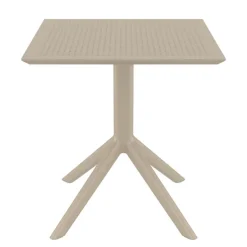 Sky Petite table carrée en résine