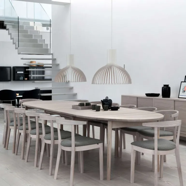 SM78 Table ovale extensible en bois massif fabriquée au Danemark