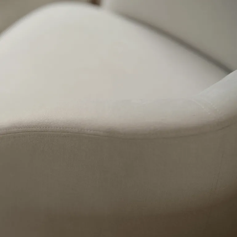 Thalia Mobitec ® Fauteuil confortable en tissu avec pieds en bois