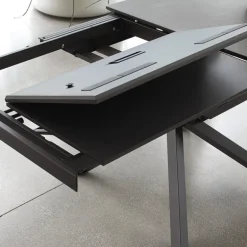 Tokyo Petite table carrée design extensible avec piètement central mikado