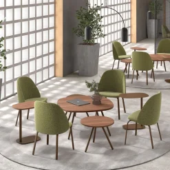 Trevi Table basse design triangulaire en stratifié