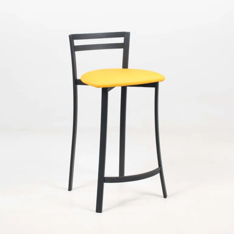 Urane Carrier® Tabouret snack avec dossier bas en synthétique et métal made in France