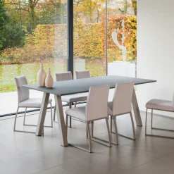 Veneto Table moderne rectangulaire en stratifié avec pieds obliques