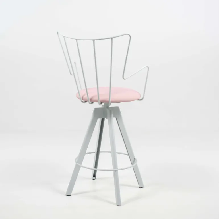 Well Carrier® Tabouret snack design pivotant en synthétique et métal